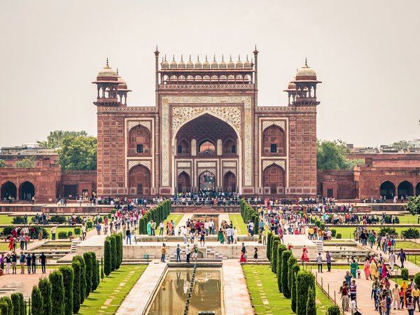 Les sites touristiques à visiter sans quitter son canapé